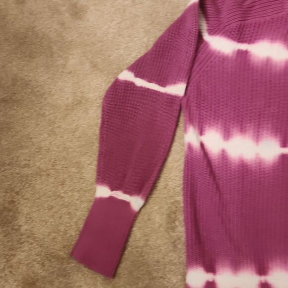 Johnny Was Women's Purple & White Tye Dye V-Neck Sweater Size S - Picture 9 of 11